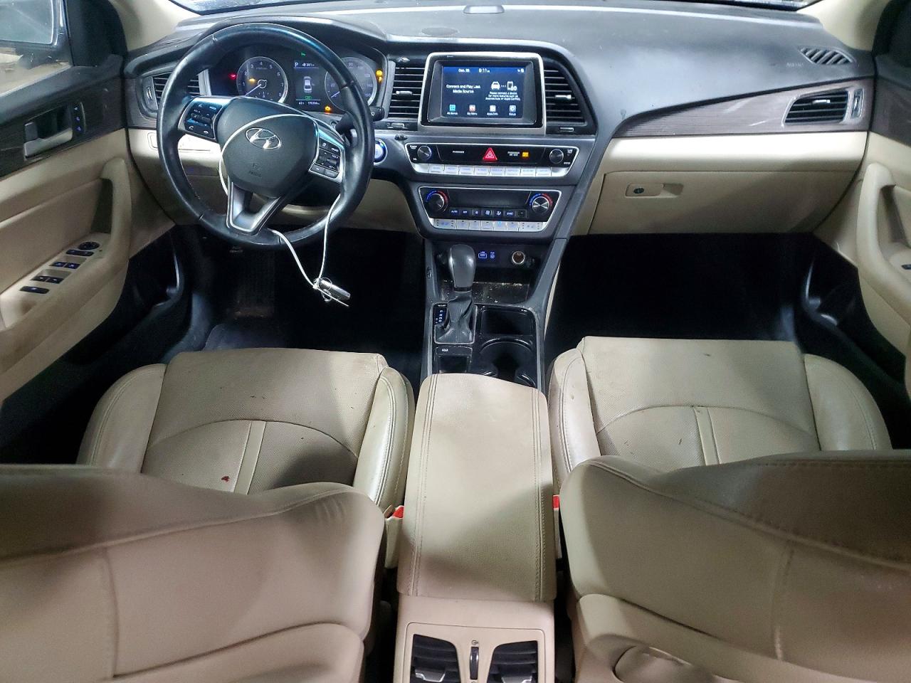 2018 HYUNDAI SONATA photo 8
