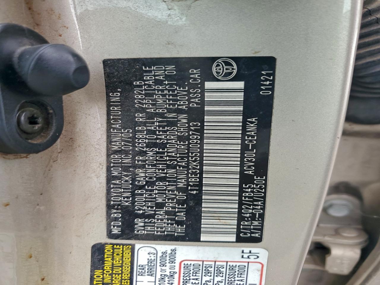 2005 TOYOTA CAMRY LE photo 34