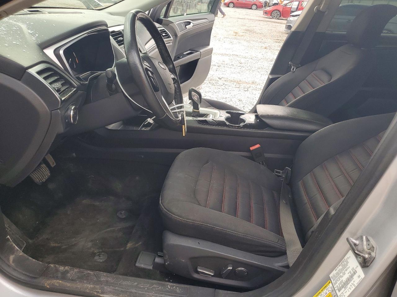 2016 FORD FUSION SE photo 7
