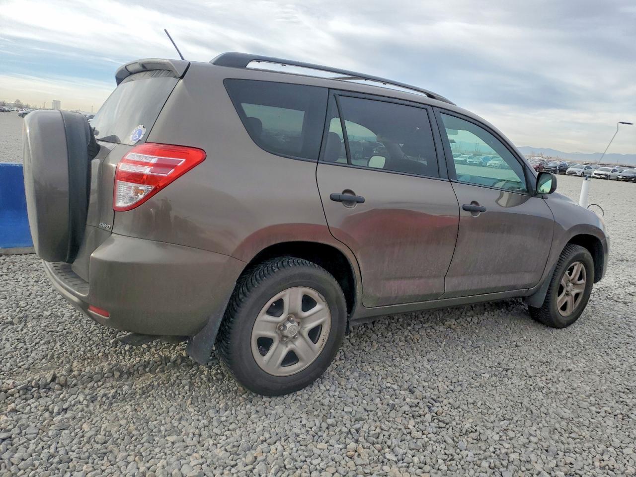 2010 TOYOTA RAV4 BASE photo 3