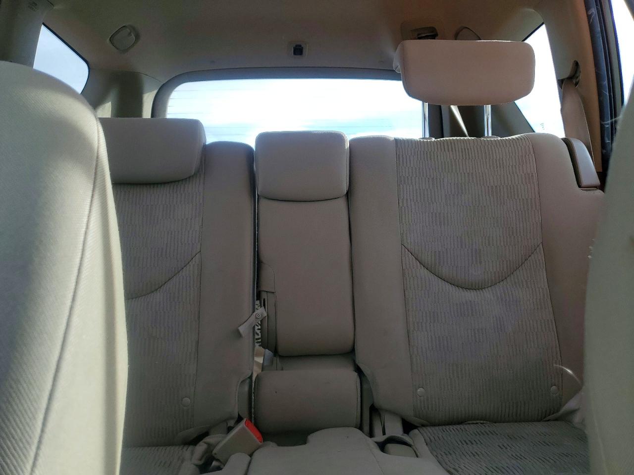 2010 TOYOTA RAV4 BASE photo 10