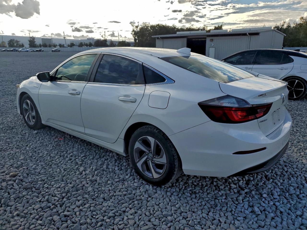 2019 HONDA INSIGHT EX photo 3