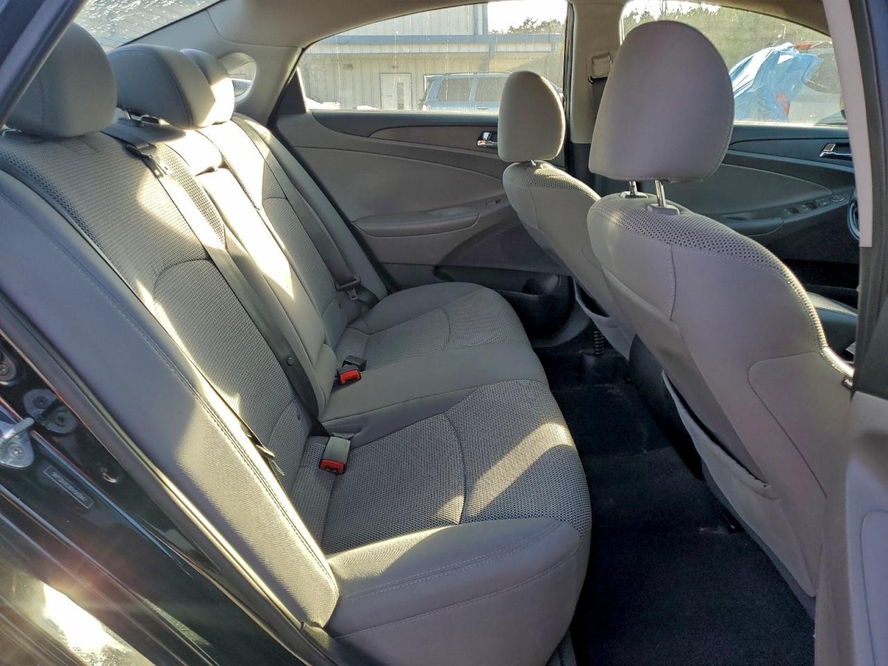 2013 HYUNDAI SONATA GLS photo 10