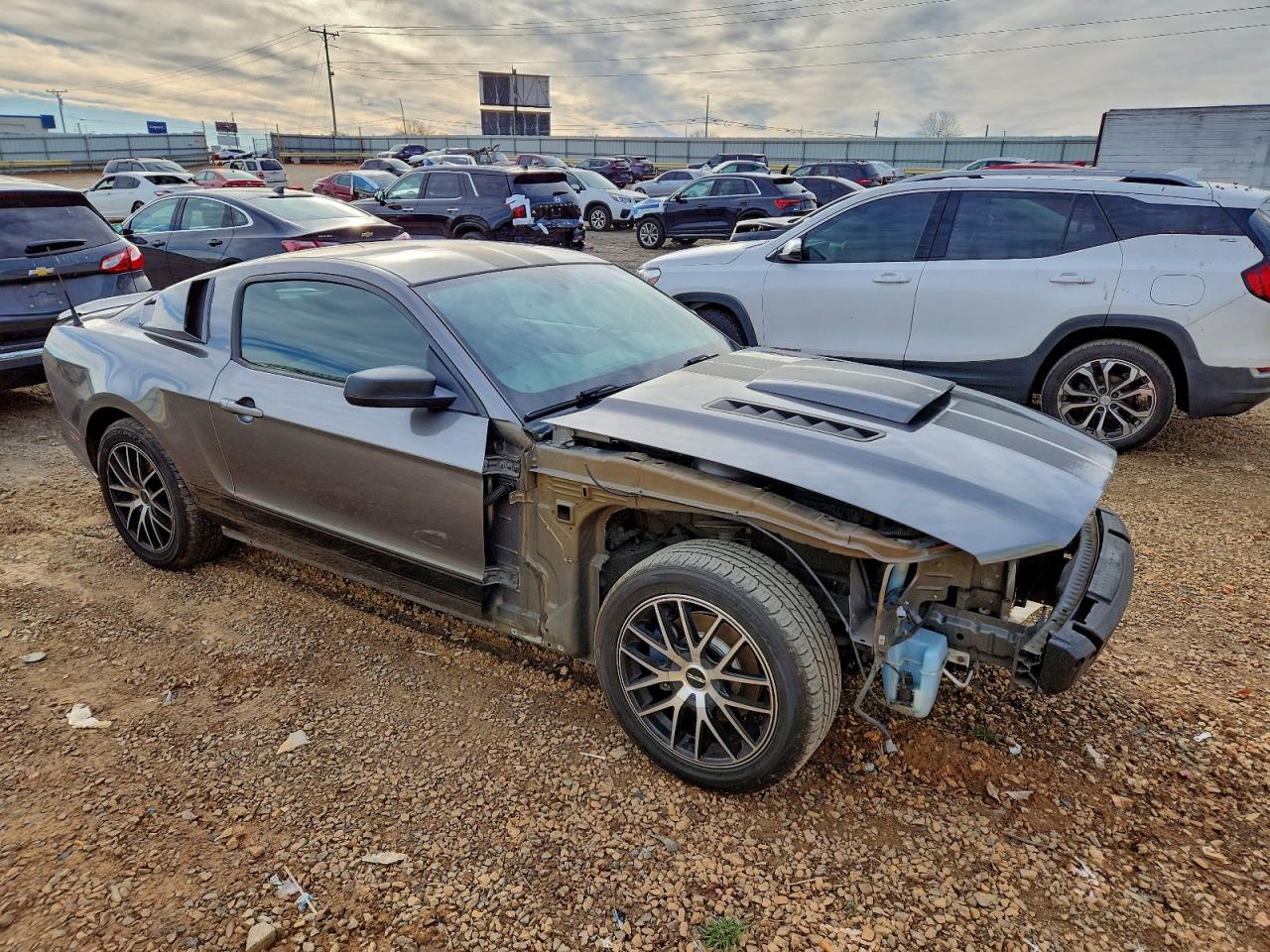 2013 FORD MUSTANG photo 4