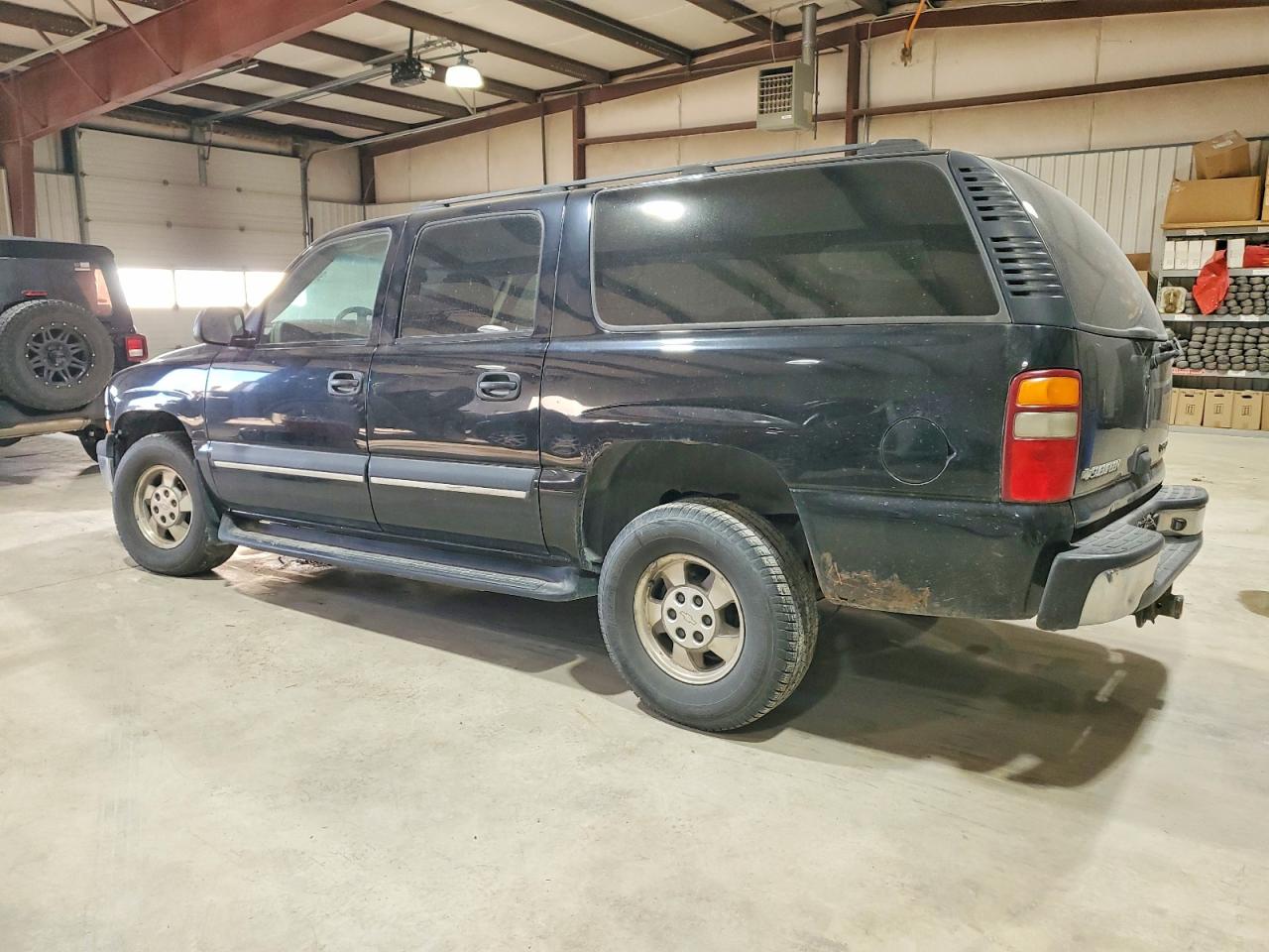 2003 CHEVROLET SUBURBAN K1500 photo 2