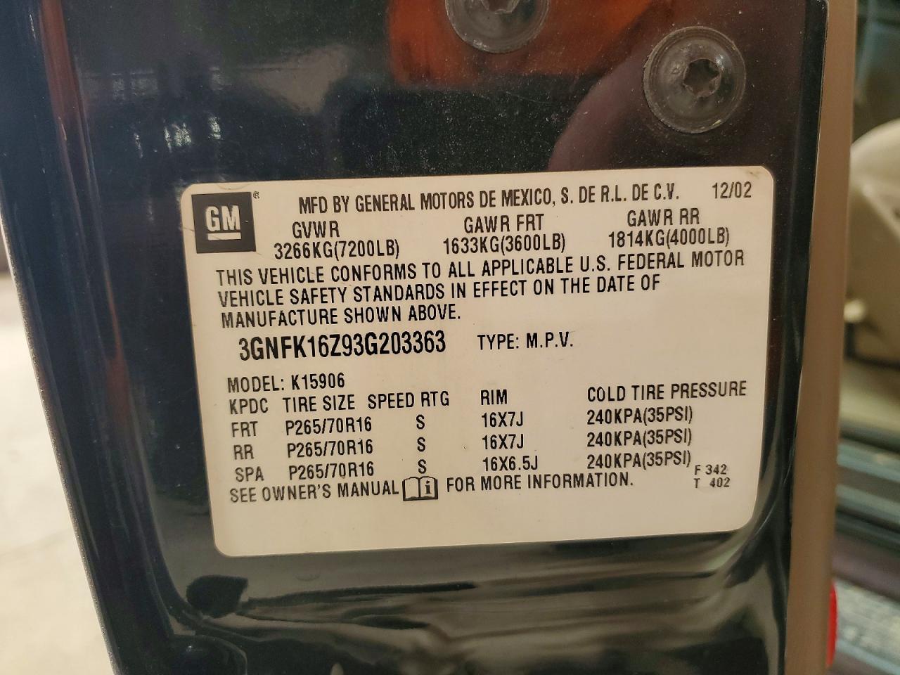 2003 CHEVROLET SUBURBAN K1500 photo 13
