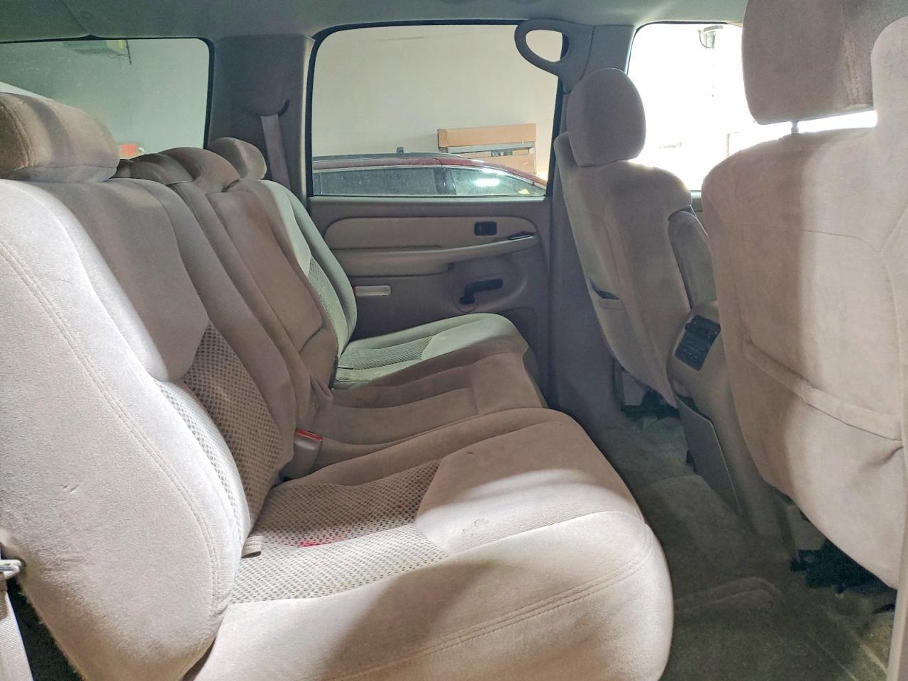 2003 CHEVROLET SUBURBAN K1500 photo 11
