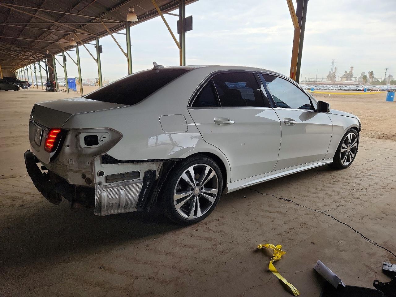 2014 MERCEDES-BENZ E 350 photo 3