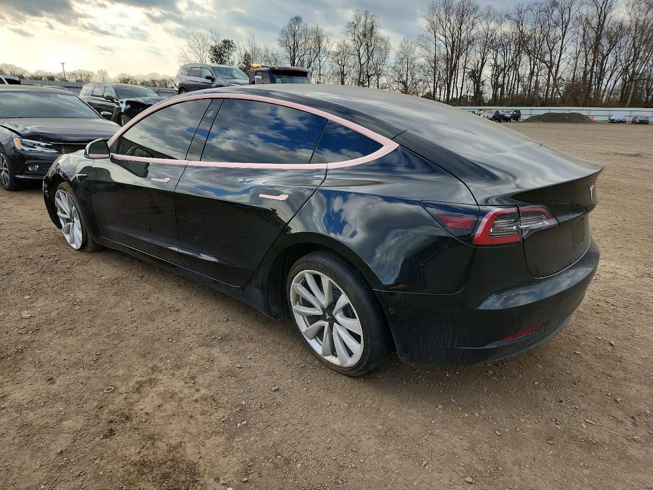 2018 TESLA MODEL 3 photo 4