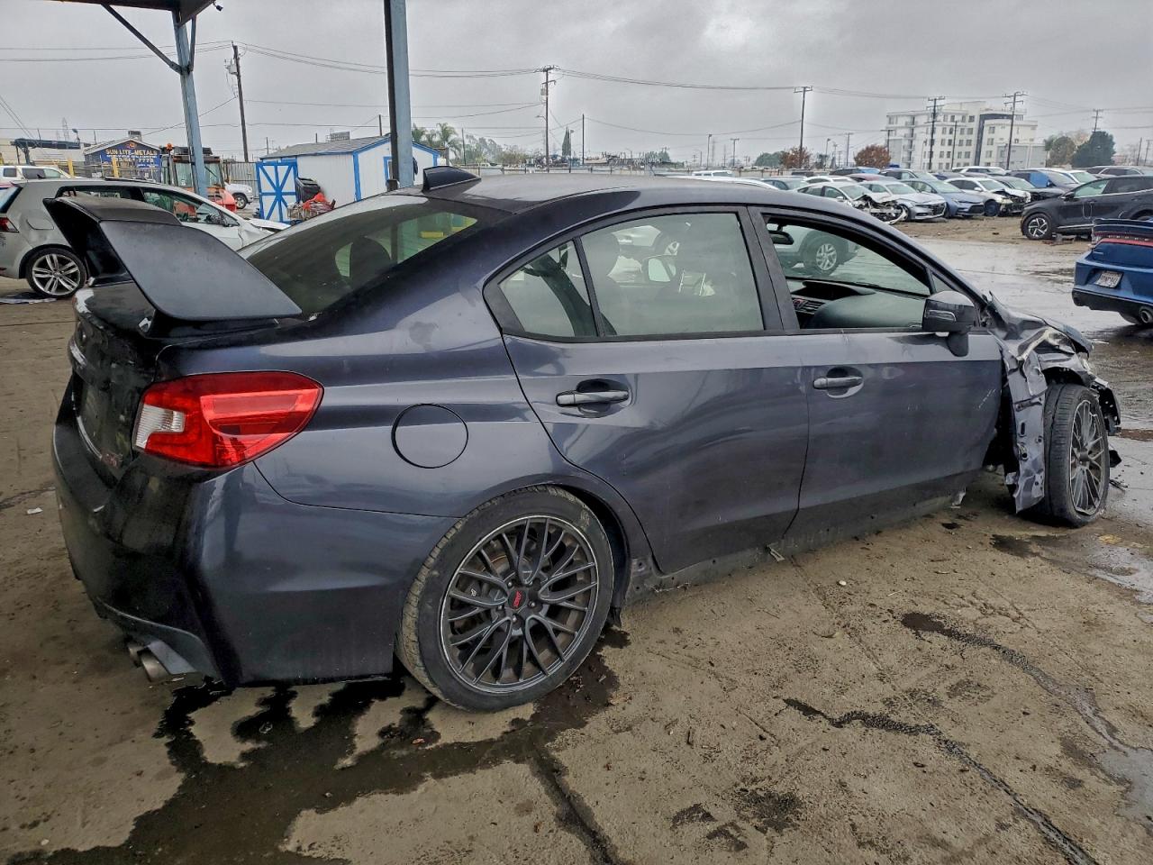 2015 SUBARU WRX STI photo 3