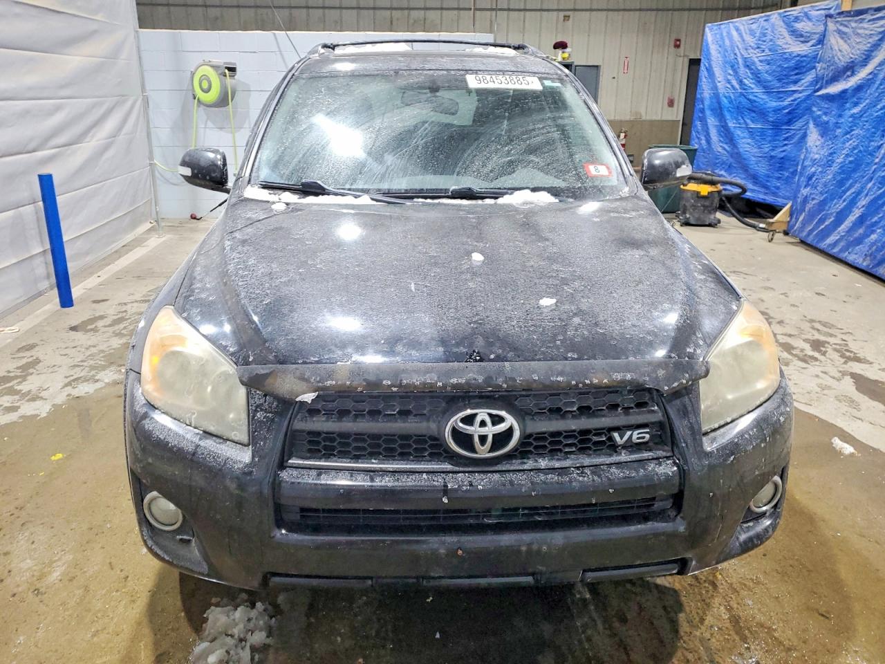 2011 TOYOTA RAV4 SPORT photo 9