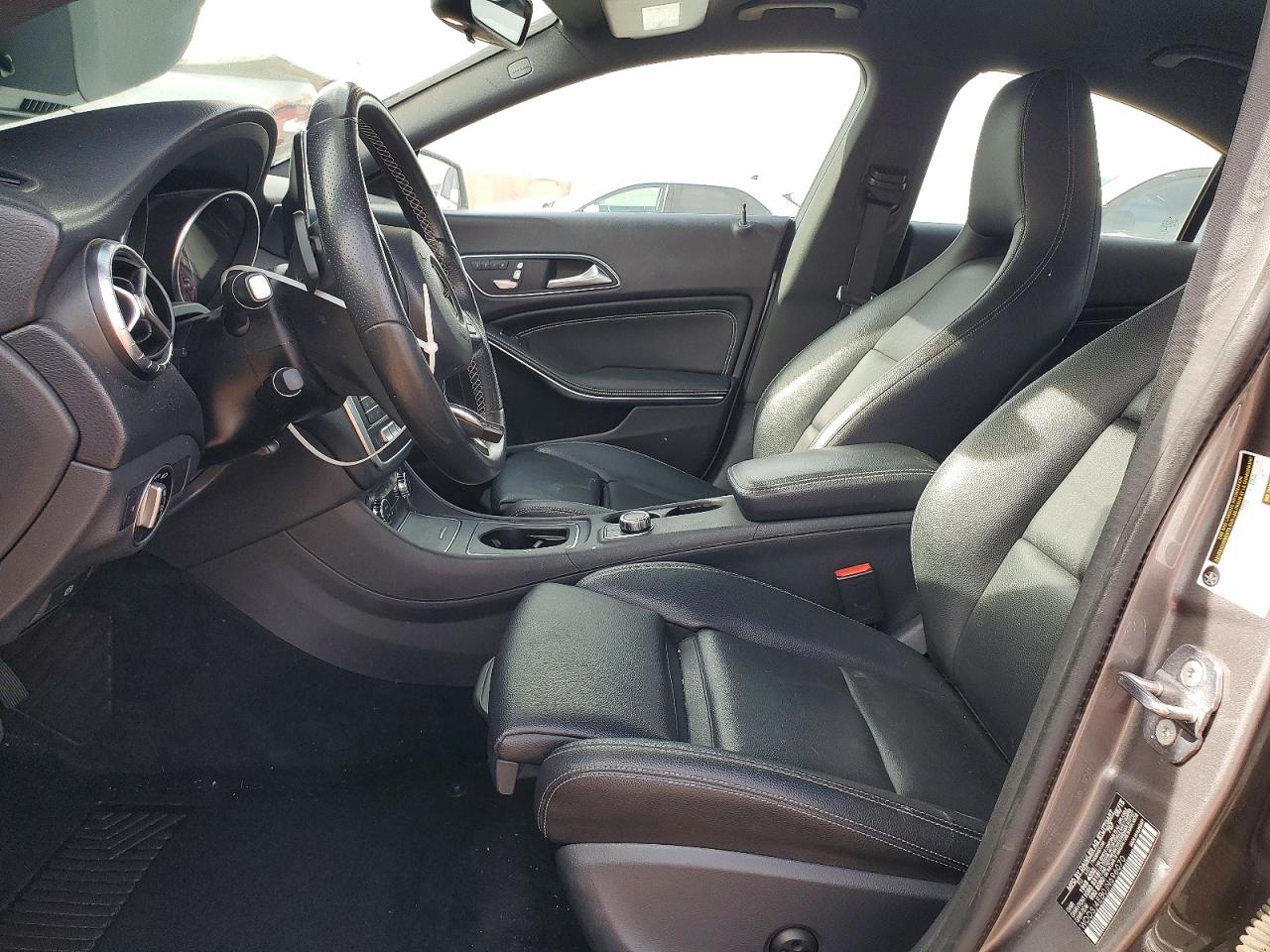 2018 MERCEDES-BENZ CLA 250 photo 13