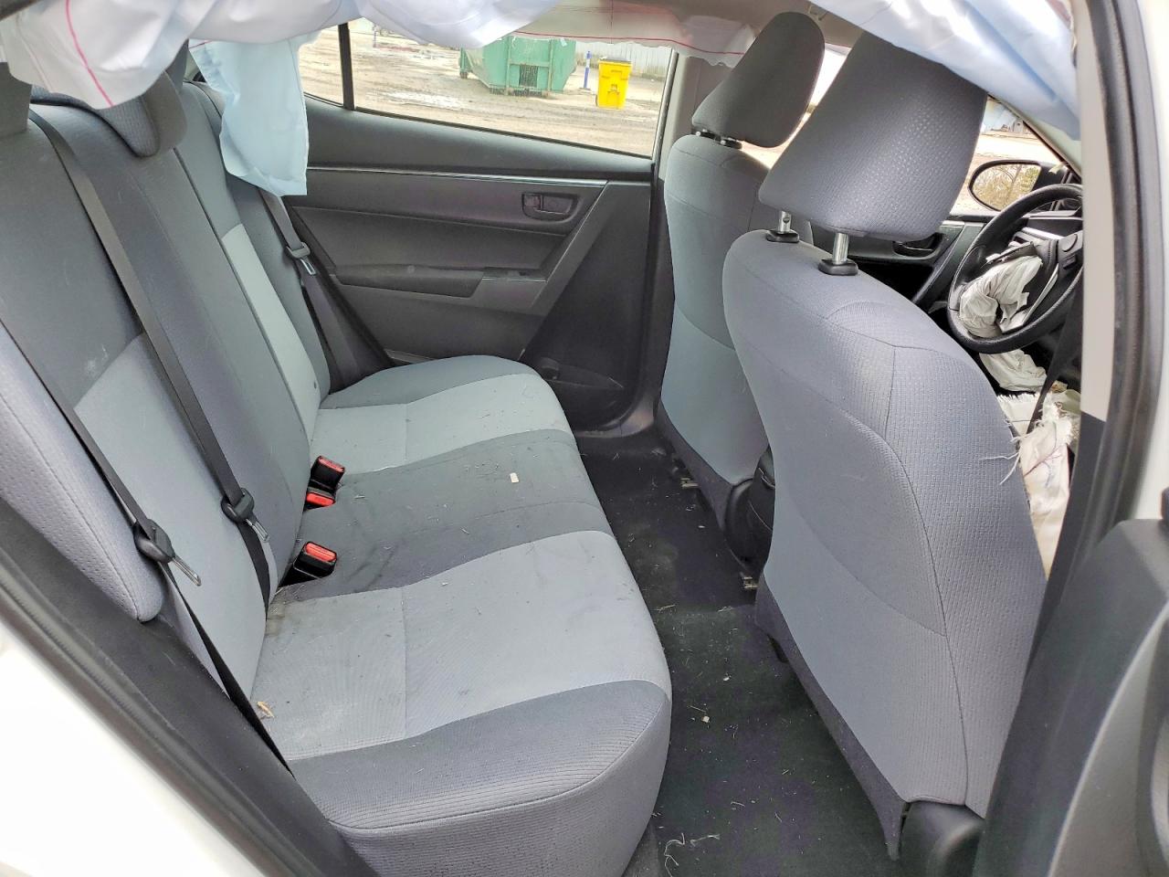 2016 TOYOTA COROLLA L photo 28