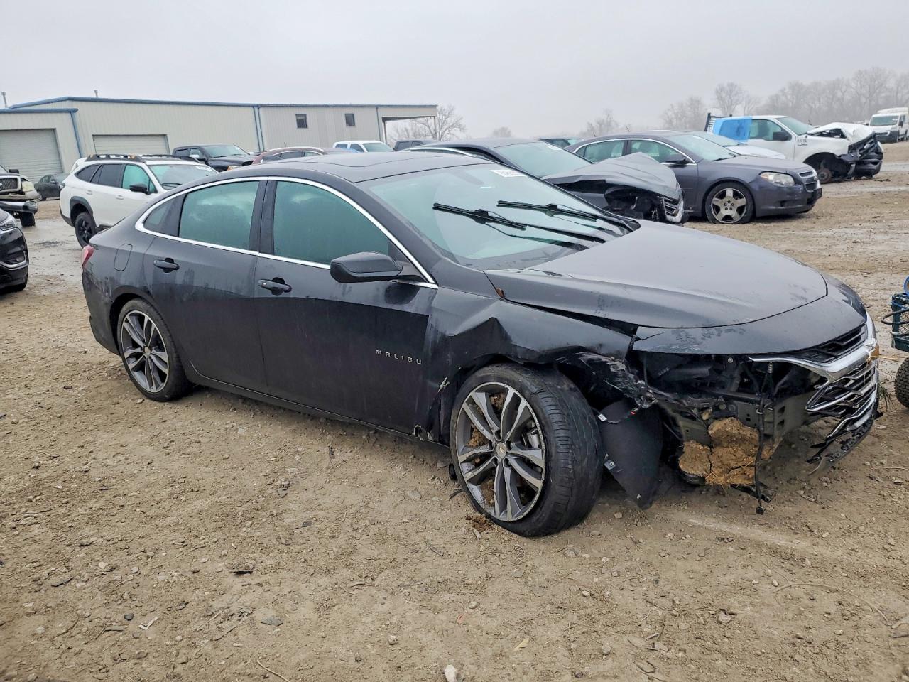 2021 CHEVROLET MALIBU LT photo 4