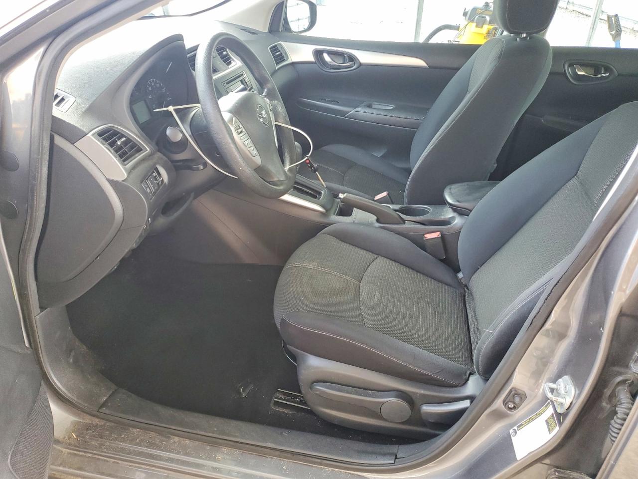 2016 NISSAN SENTRA S photo 7
