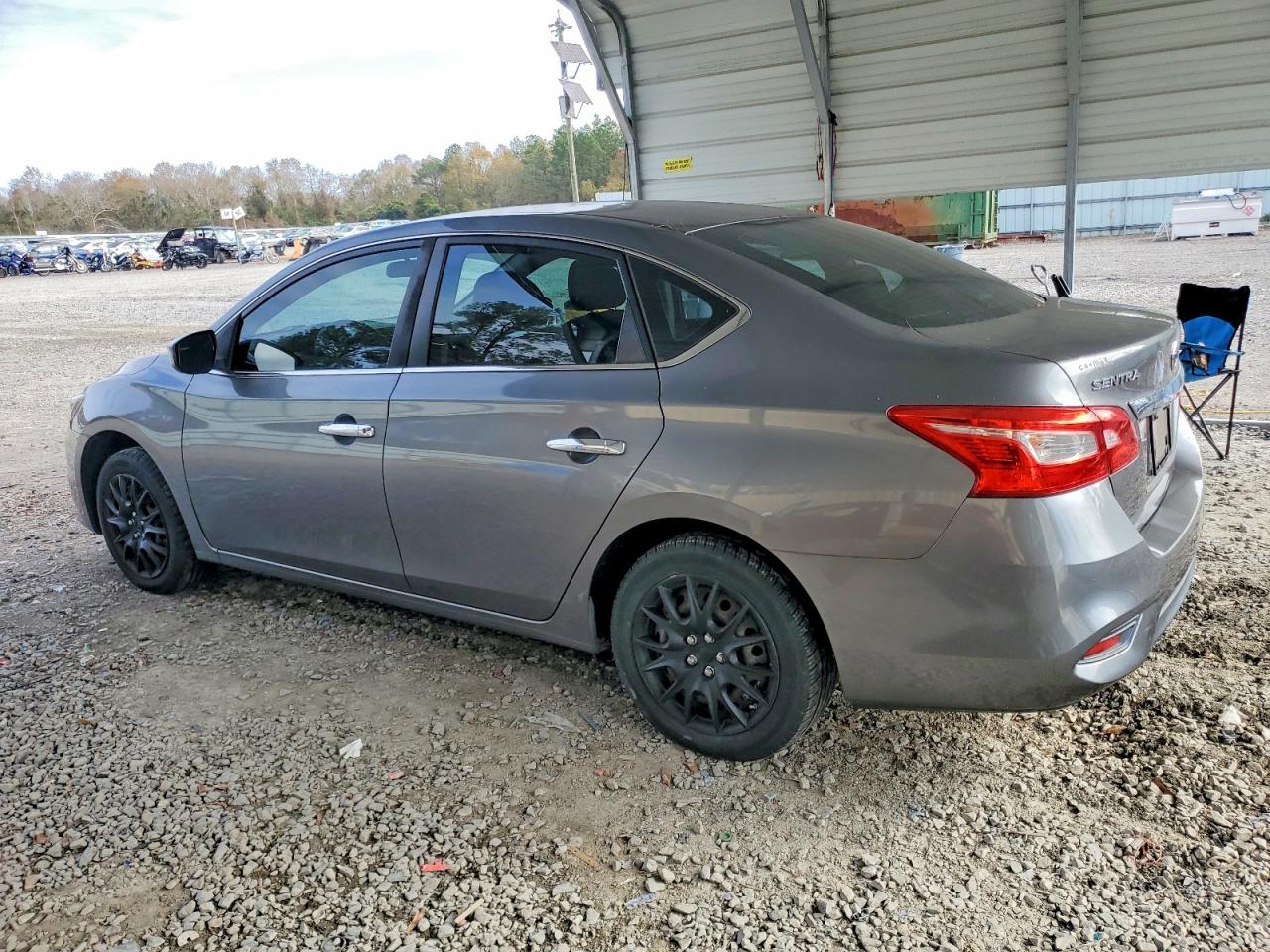 2016 NISSAN SENTRA S photo 2