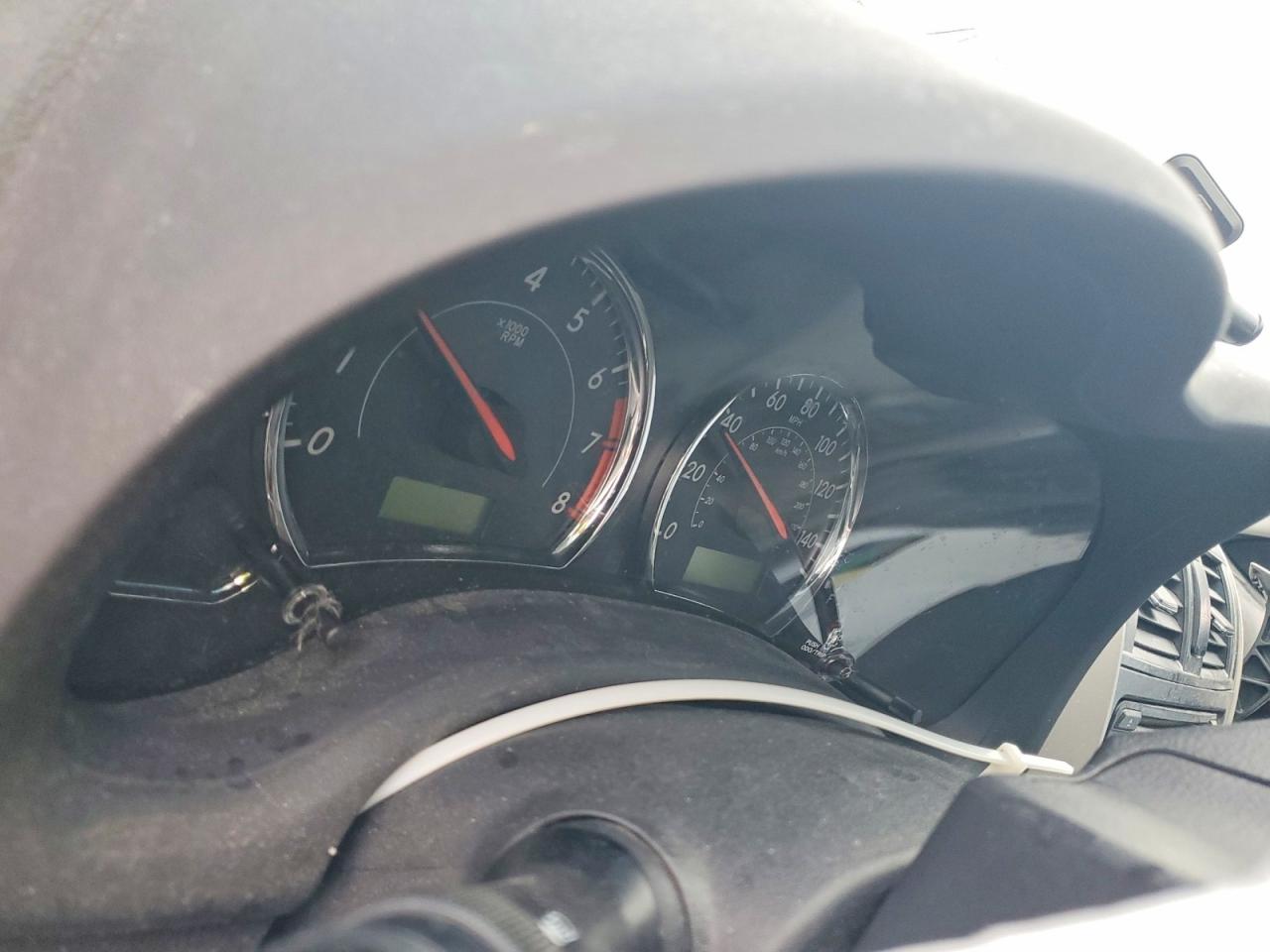 2012 TOYOTA COROLLA BASE photo 17