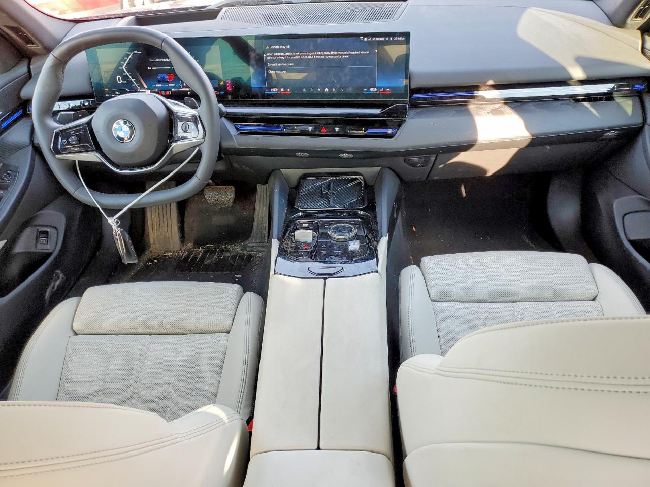 2024 BMW 530 XI photo 8