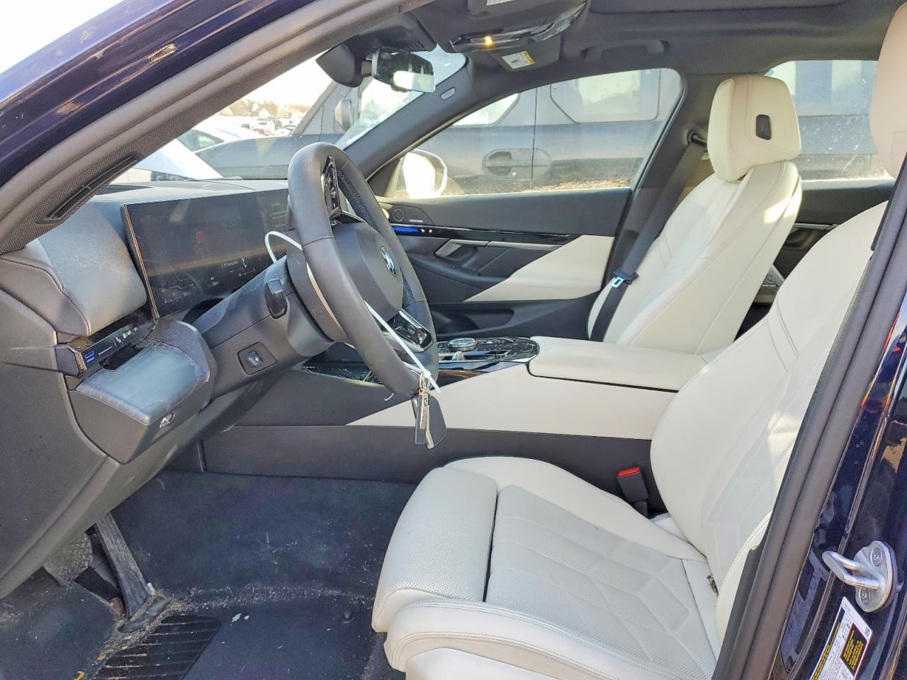 2024 BMW 530 XI photo 7