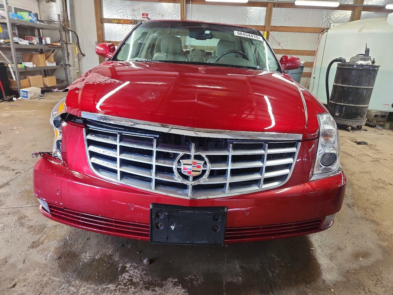 2008 CADILLAC DTS photo 5