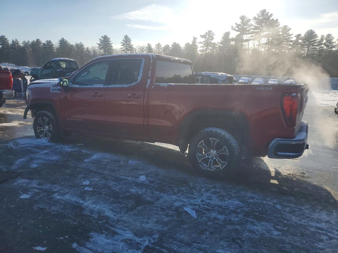 2022 GMC SIERRA LIMITED K1500 SLE photo 2