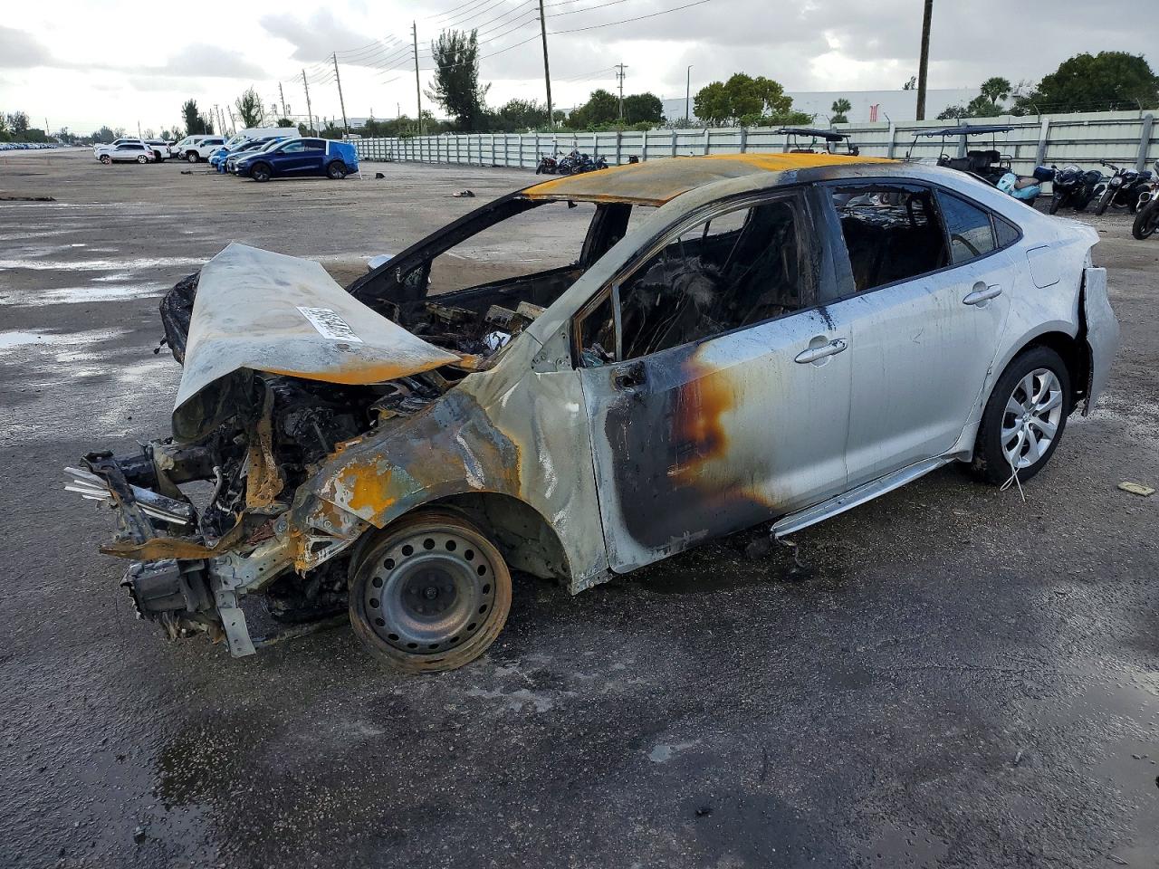 2022 TOYOTA COROLLA