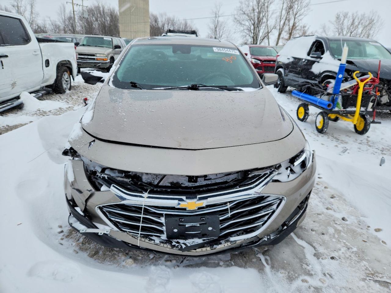 2023 CHEVROLET MALIBU LT photo 5
