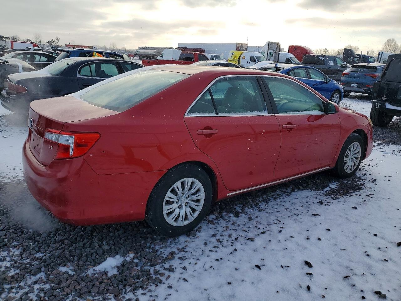 2012 TOYOTA CAMRY BASE photo 3
