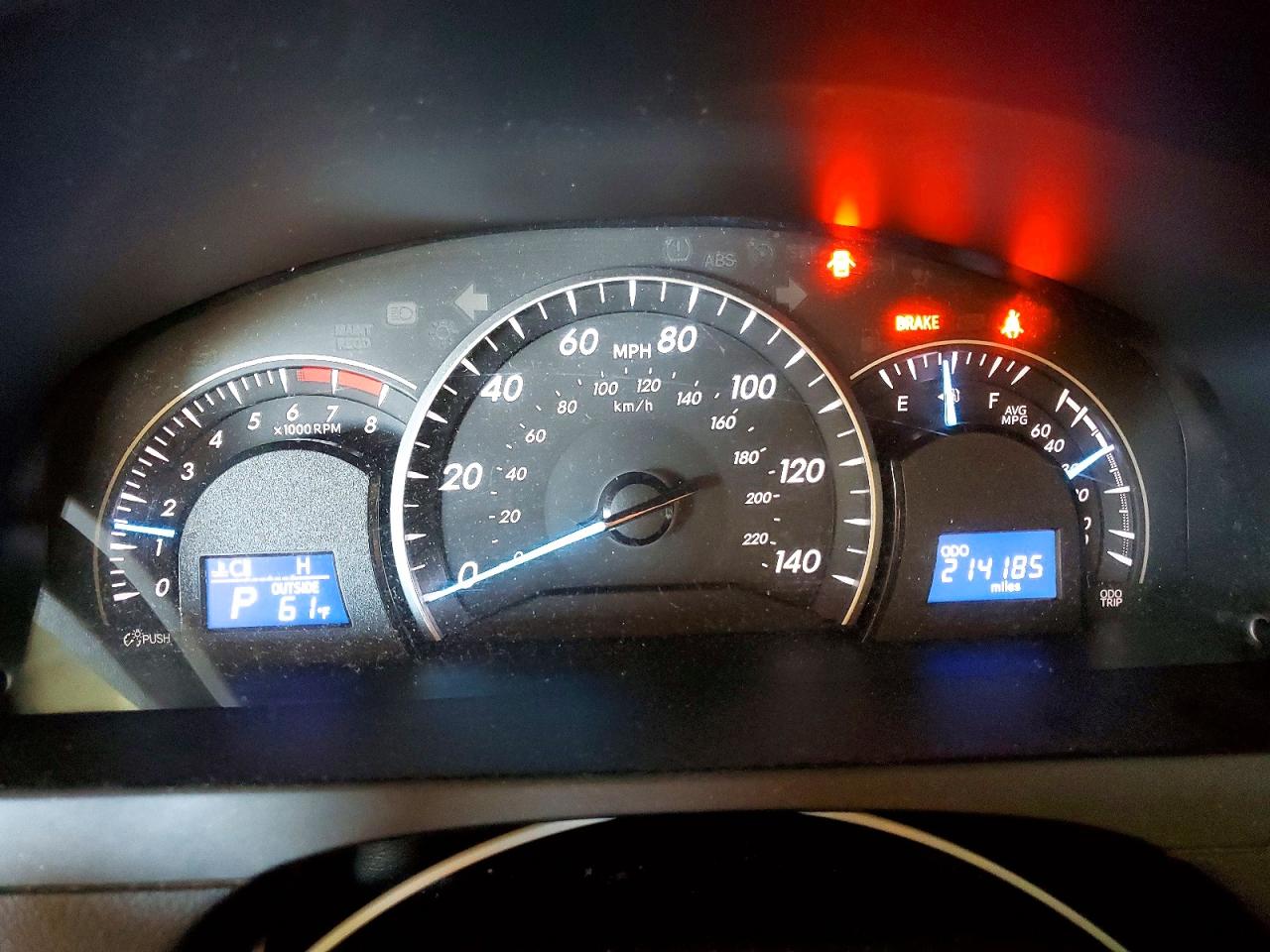 2015 TOYOTA CAMRY LE photo 9