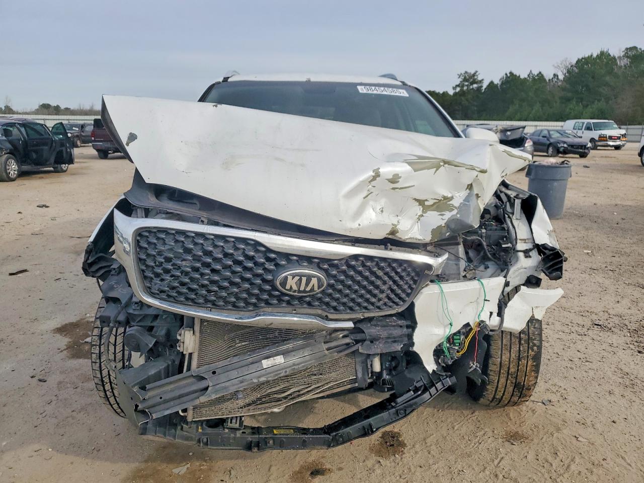 2016 KIA SORENTO LX photo 5