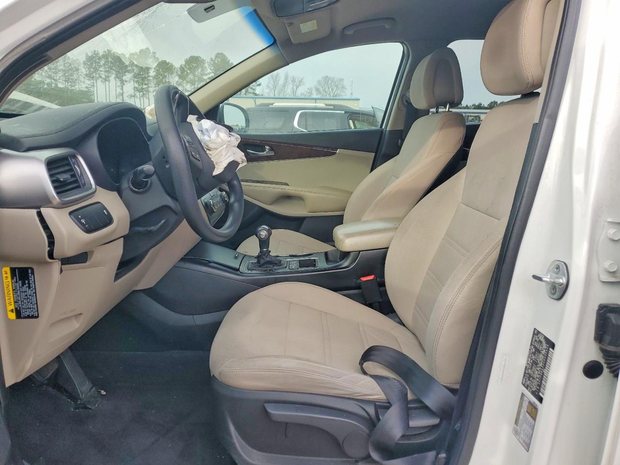 2016 KIA SORENTO LX photo 7