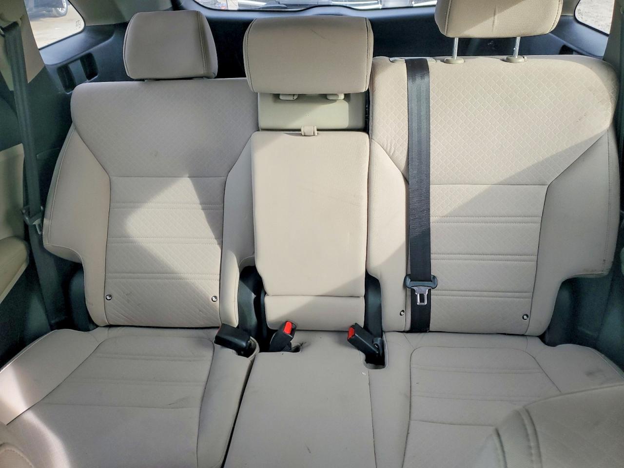 2016 KIA SORENTO LX photo 10