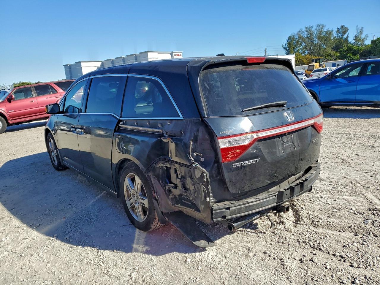 2012 HONDA ODYSSEY TOURING photo 2