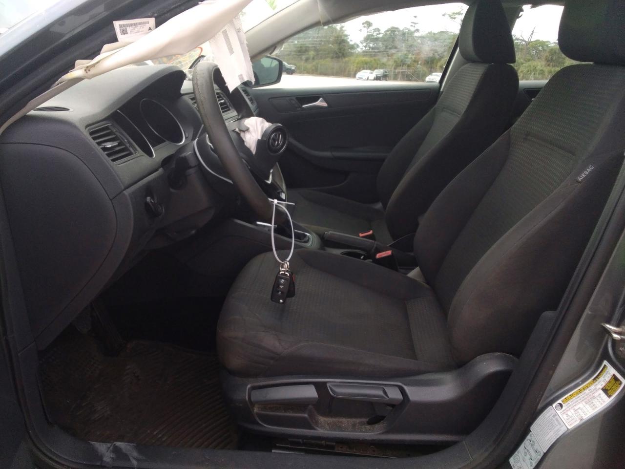 2015 VOLKSWAGEN JETTA BASE photo 7