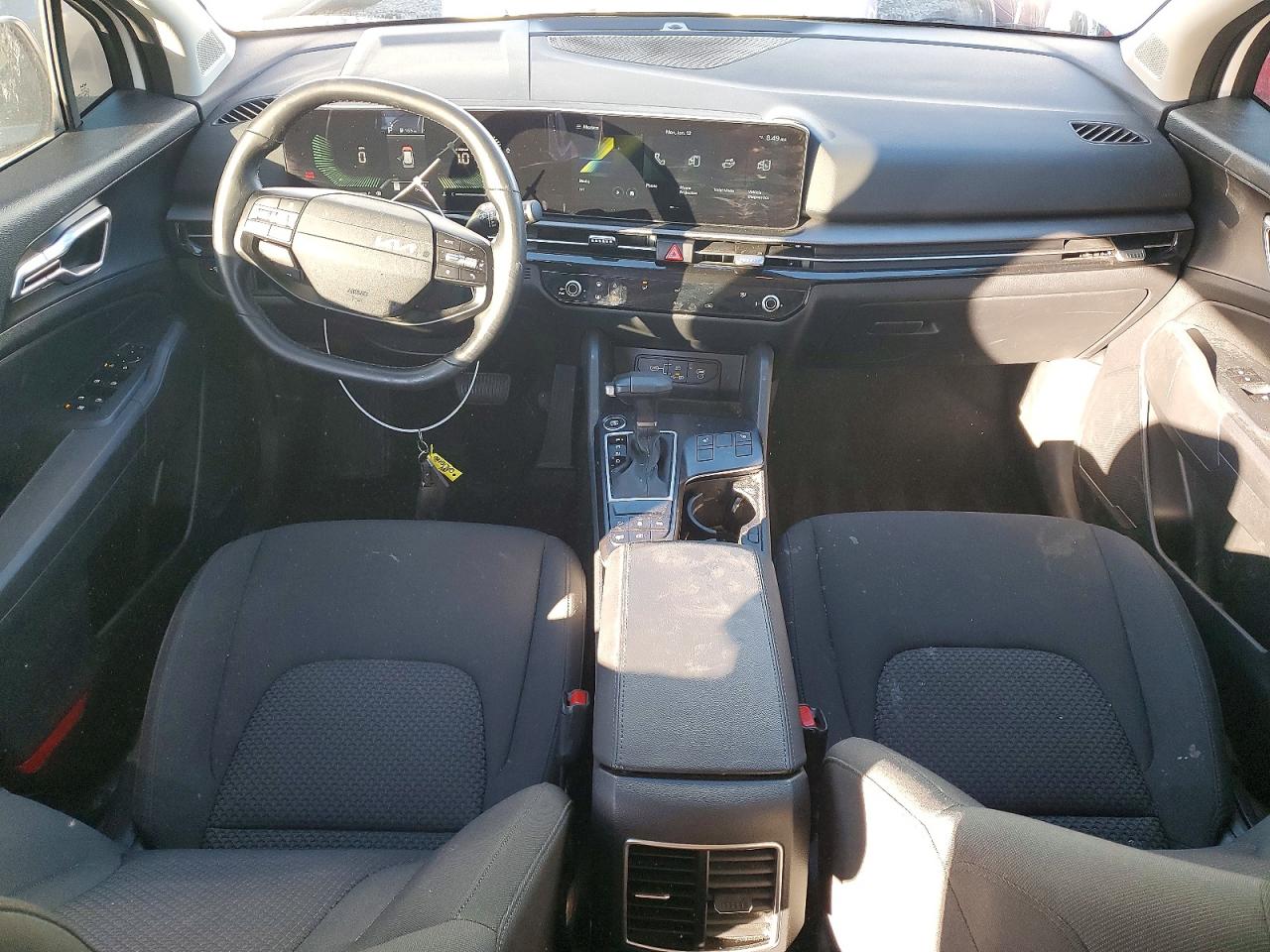 2026 KIA SPORTAGE LX photo 8