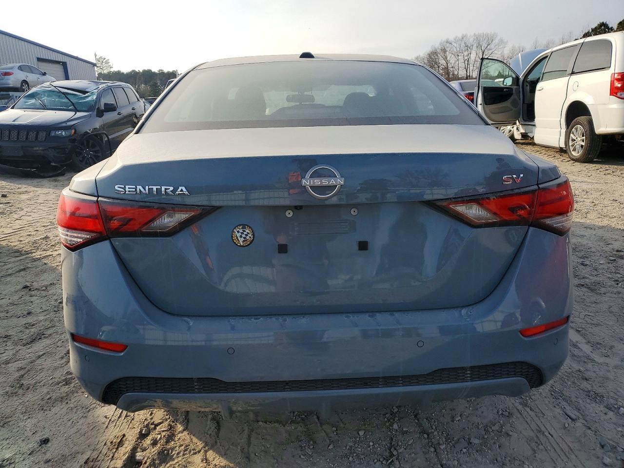 2024 NISSAN SENTRA SV photo 6