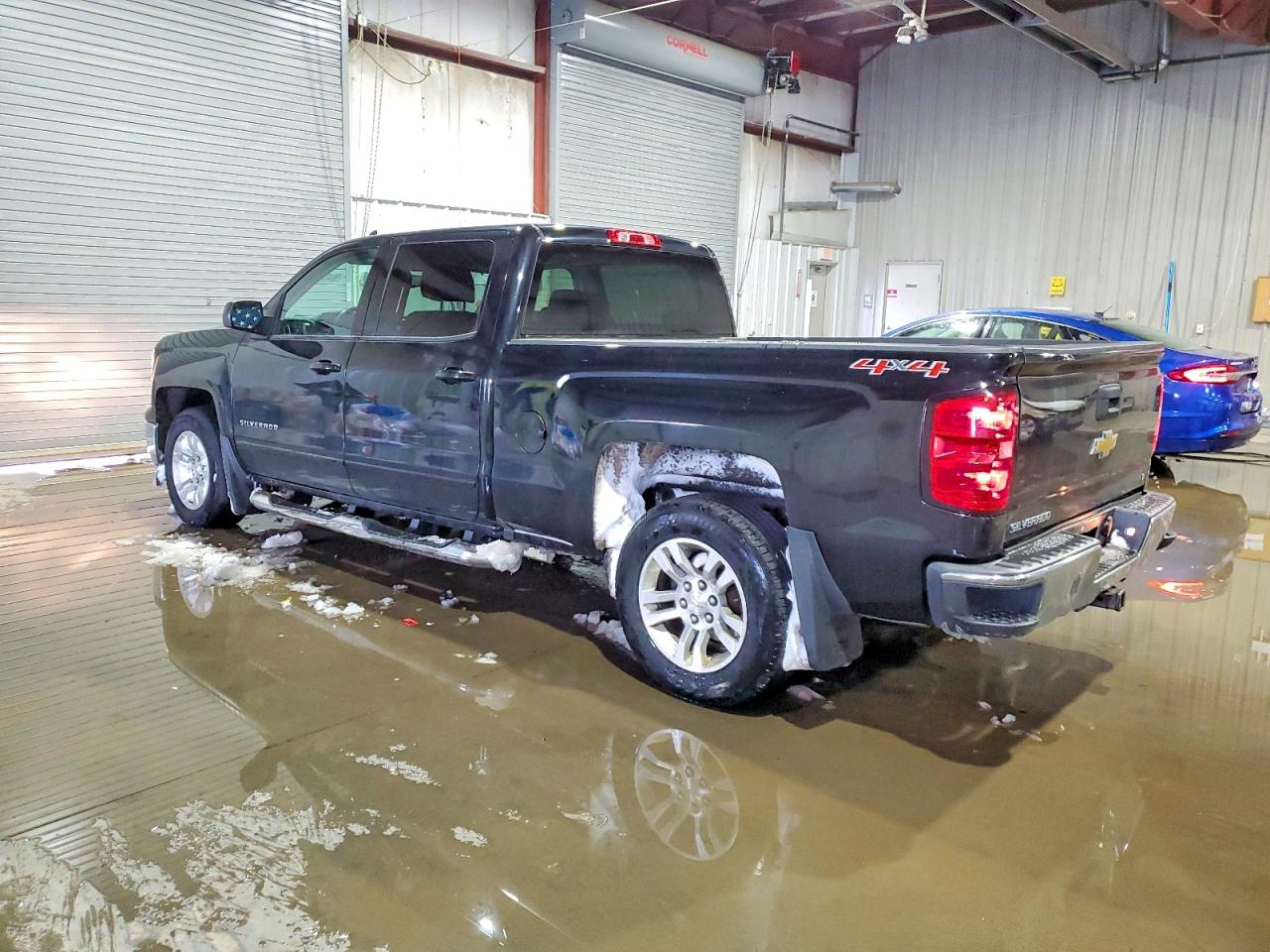 2015 CHEVROLET SILVERADO K1500 LT photo 2