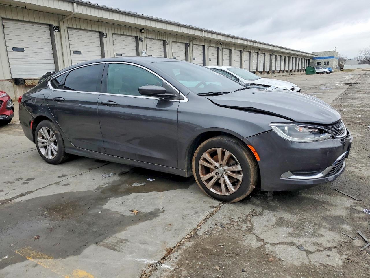 2016 CHRYSLER 200 LIMITED photo 4