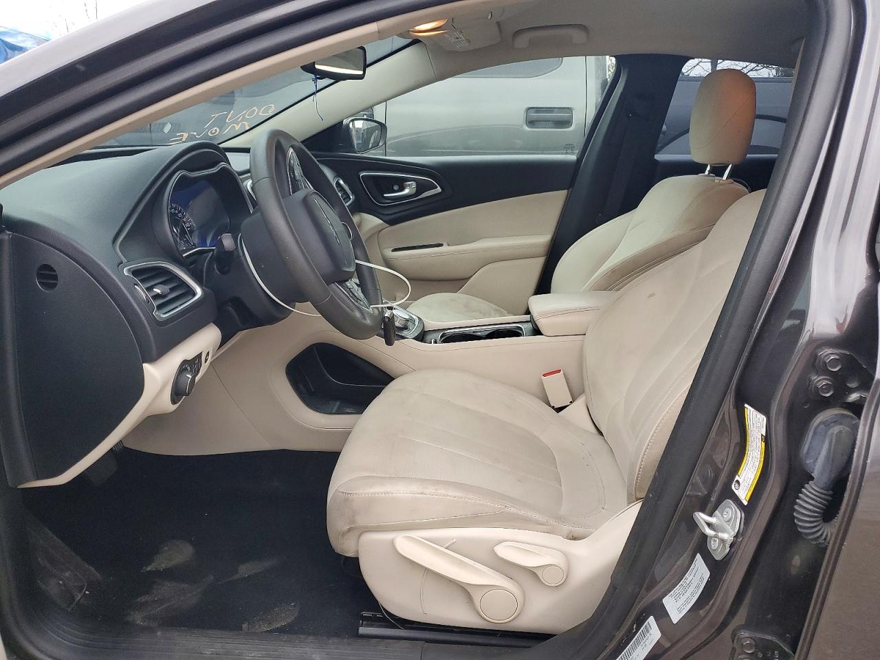 2016 CHRYSLER 200 LIMITED photo 7