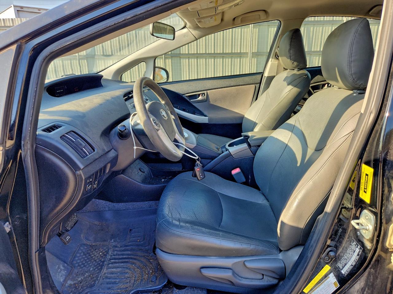 2012 TOYOTA PRIUS photo 19