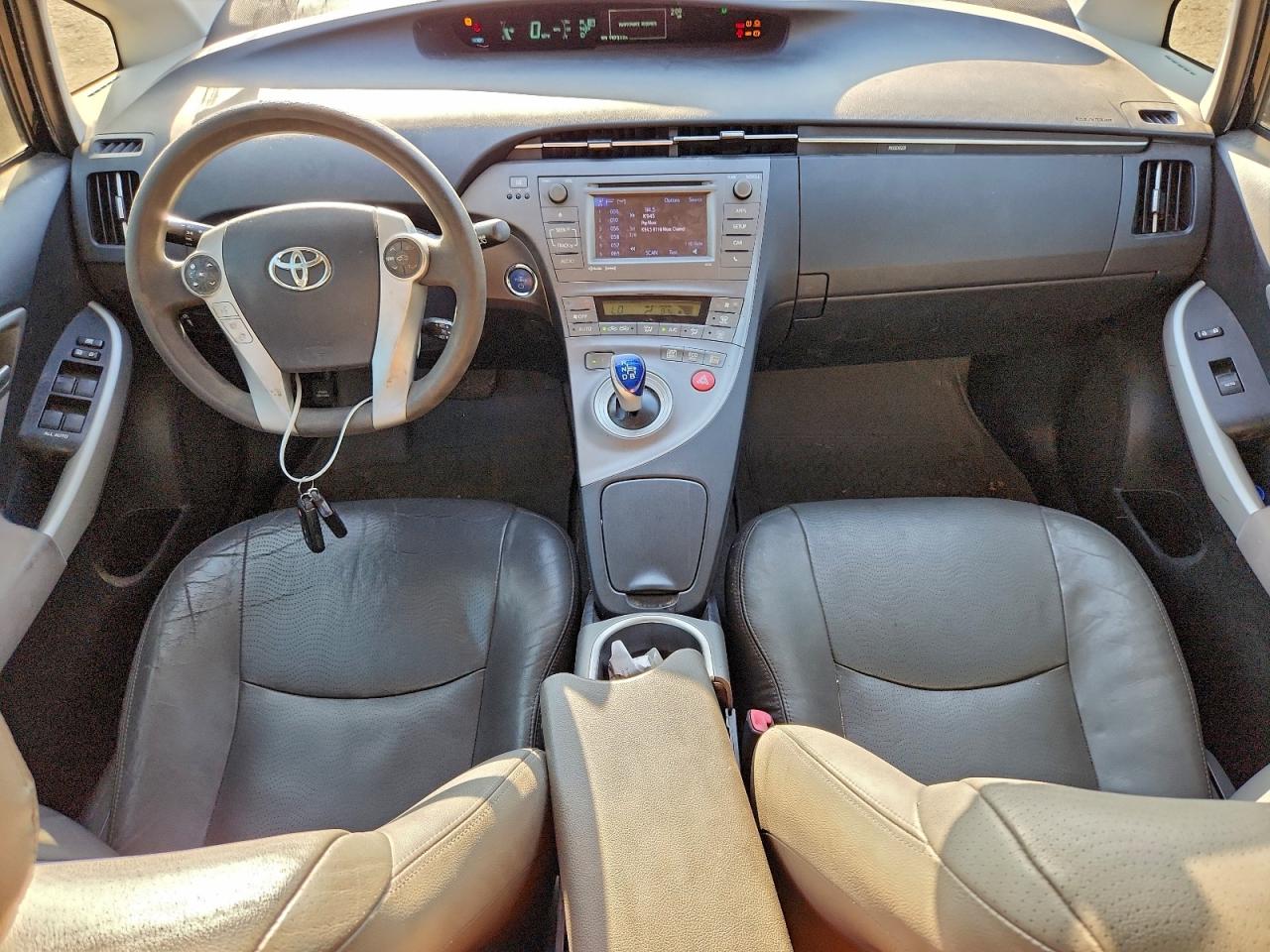 2012 TOYOTA PRIUS photo 22