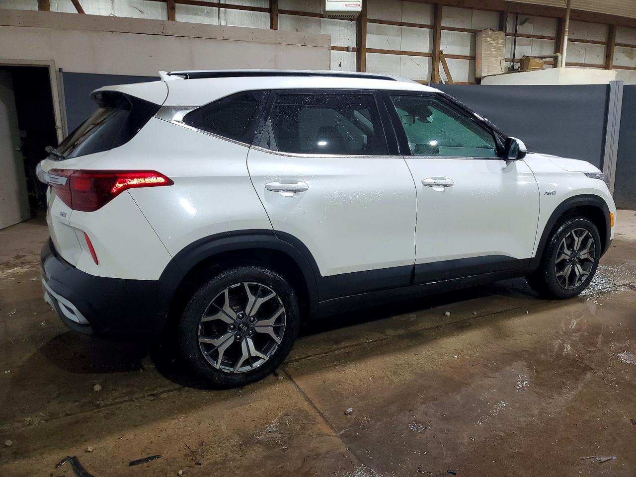 2021 KIA SELTOS EX photo 7
