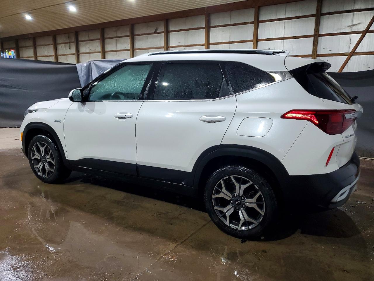 2021 KIA SELTOS EX photo 4
