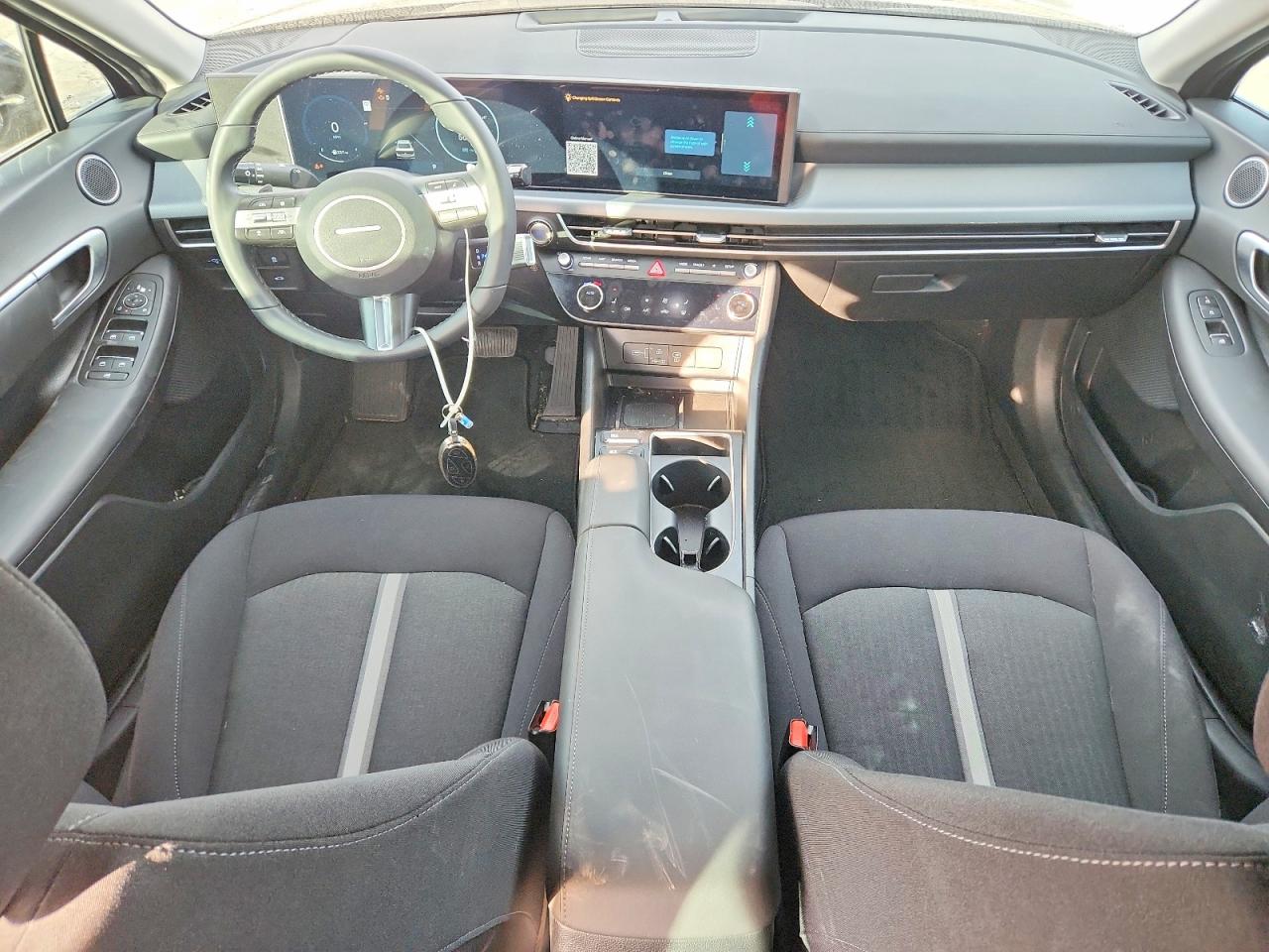 2024 HYUNDAI SONATA SEL photo 15