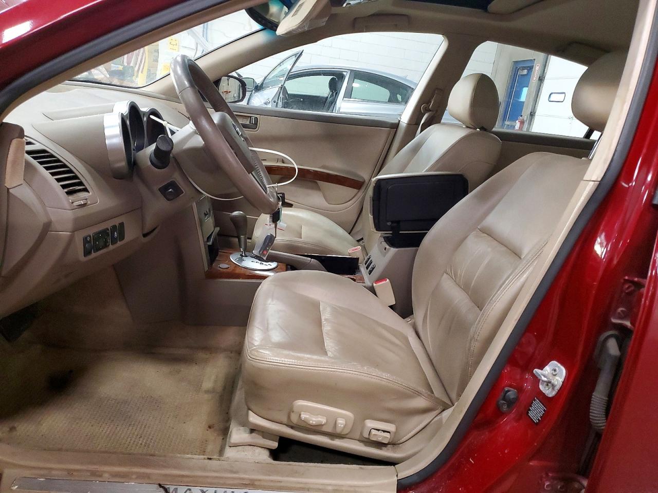 2004 NISSAN MAXIMA SE photo 19