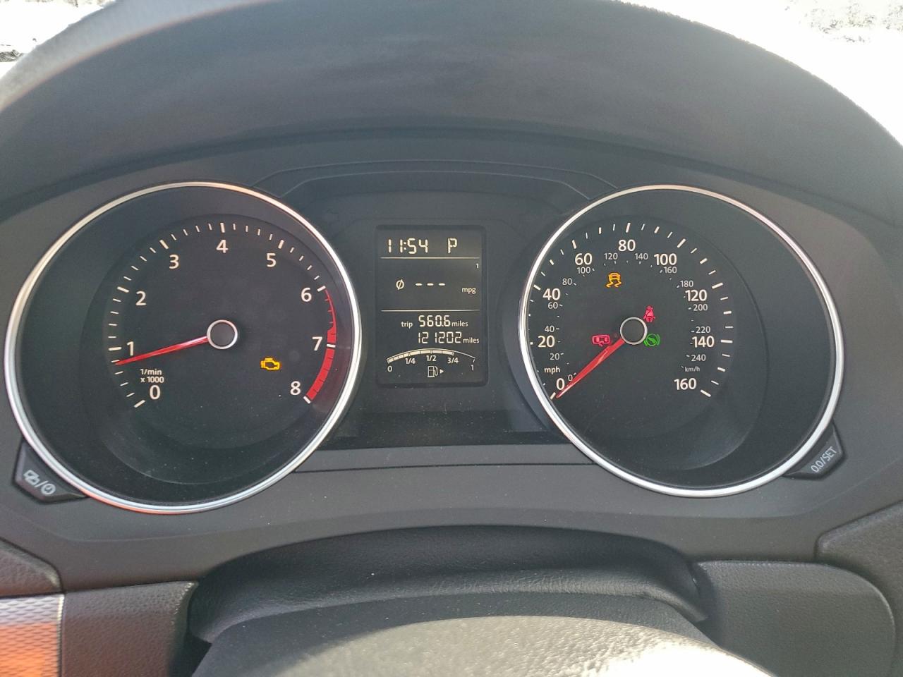 2015 VOLKSWAGEN JETTA SE photo 33