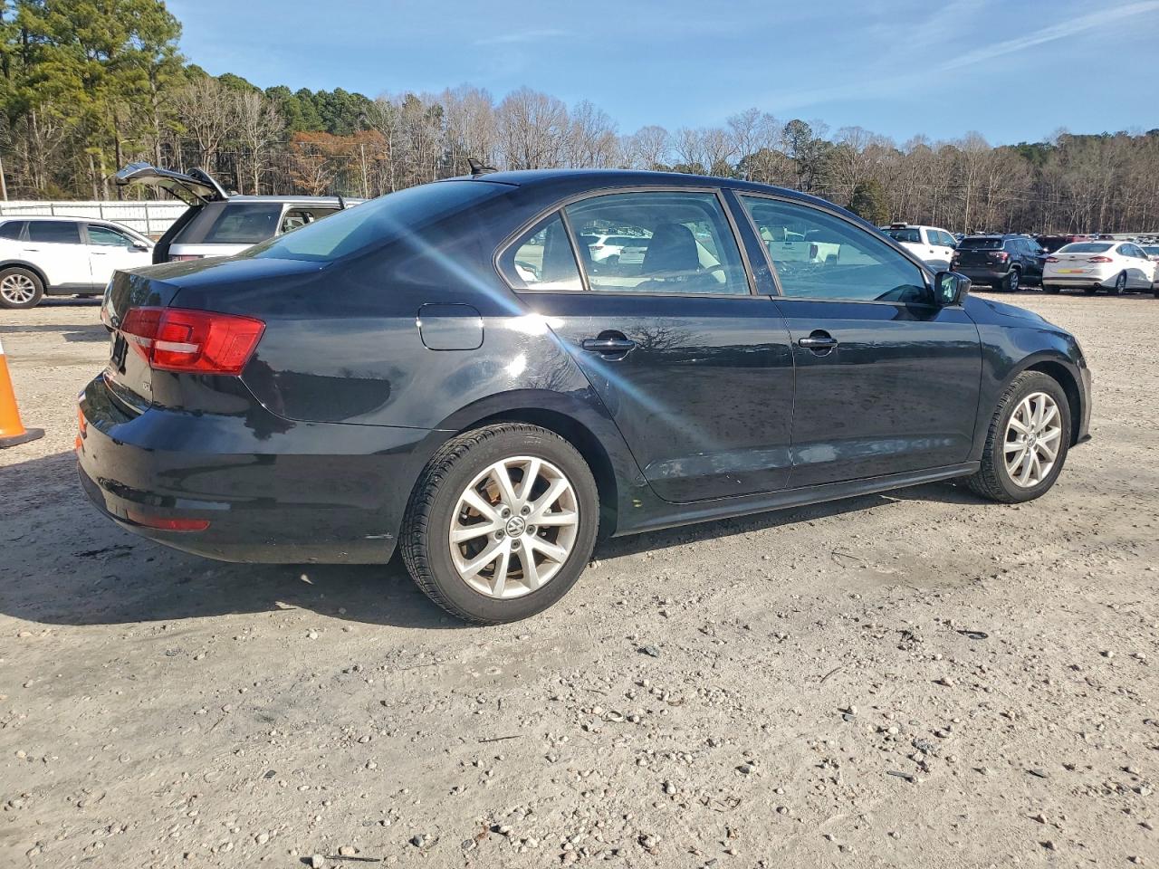 2015 VOLKSWAGEN JETTA SE photo 9