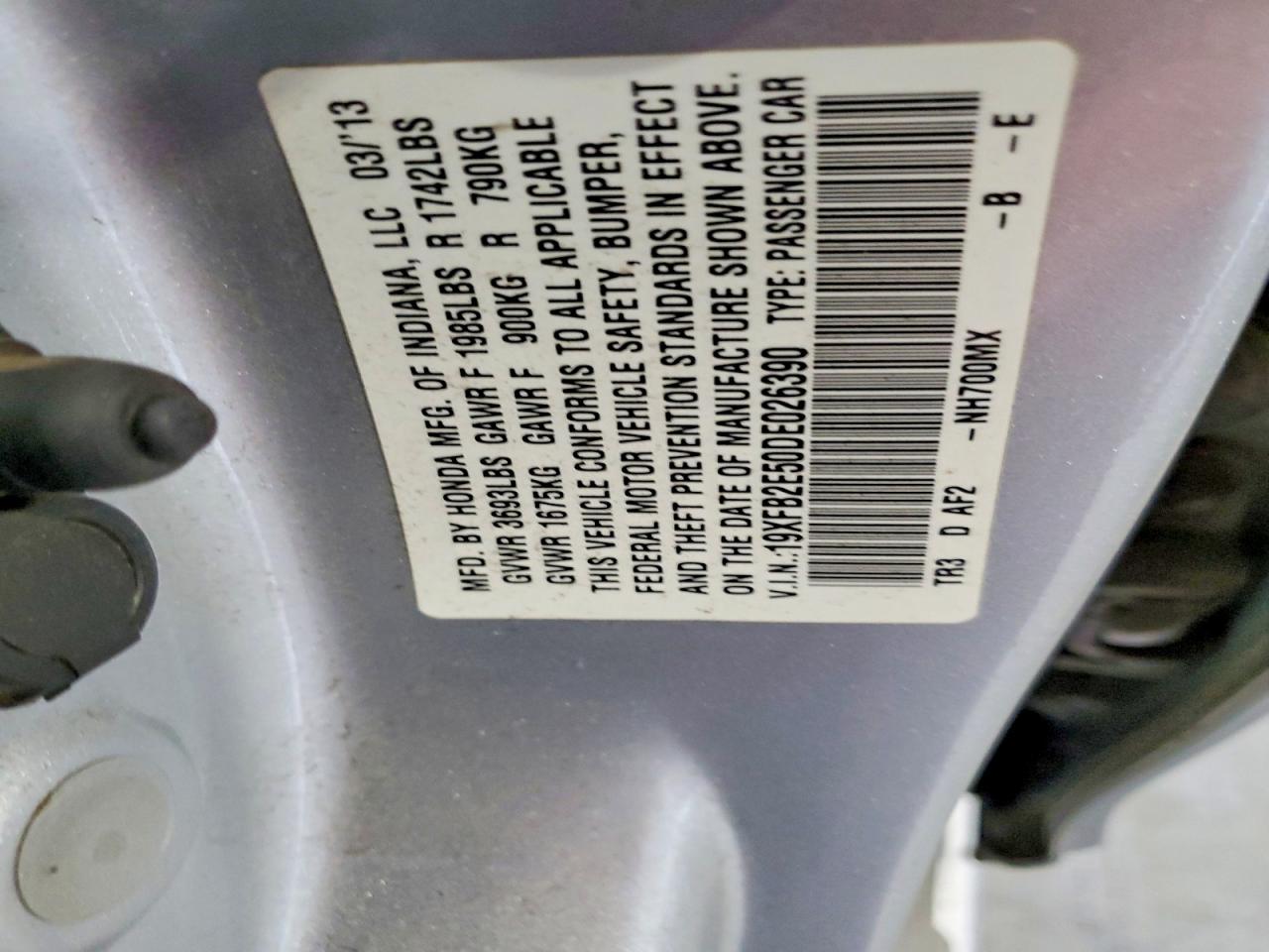 2013 HONDA CIVIC LX photo 12