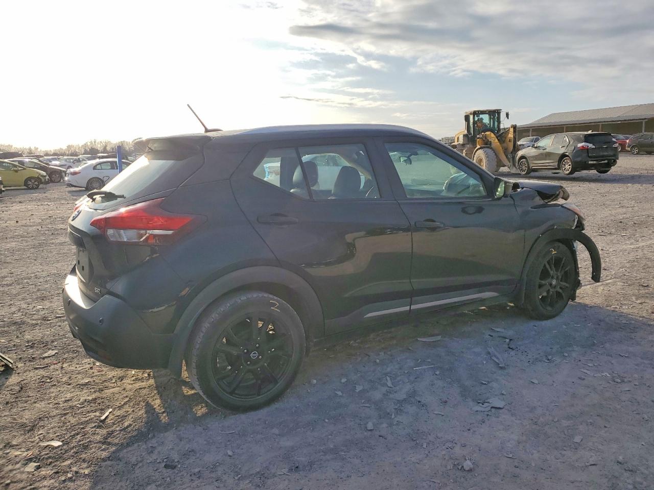 2020 NISSAN KICKS SR photo 7
