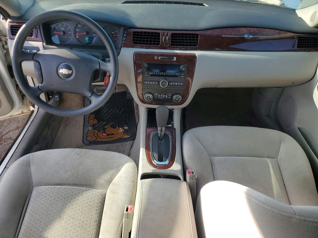 2010 CHEVROLET IMPALA LS photo 8